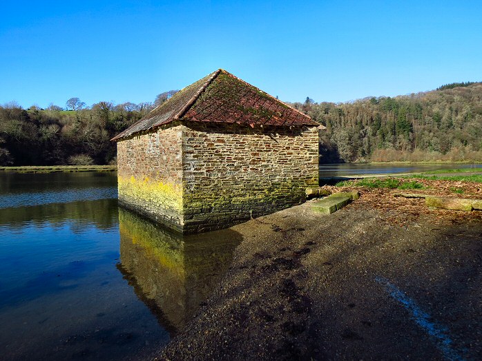 Lopwell Dam, Devon